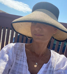 Meet your Posher, Michele from jersey